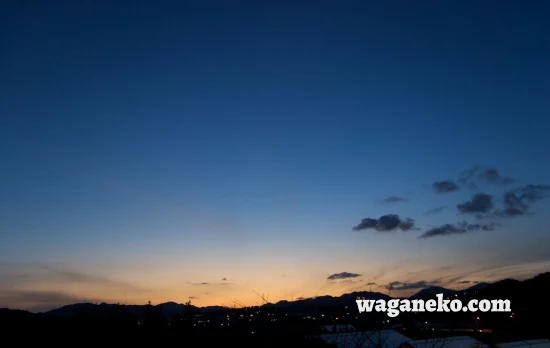 夕焼けと青空